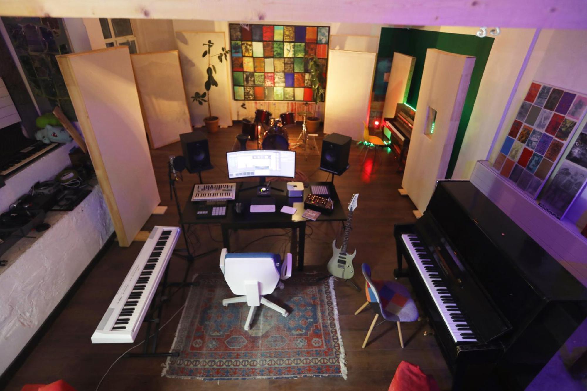 Cosy Studio With Beautiful Garden 예레반 외부 사진