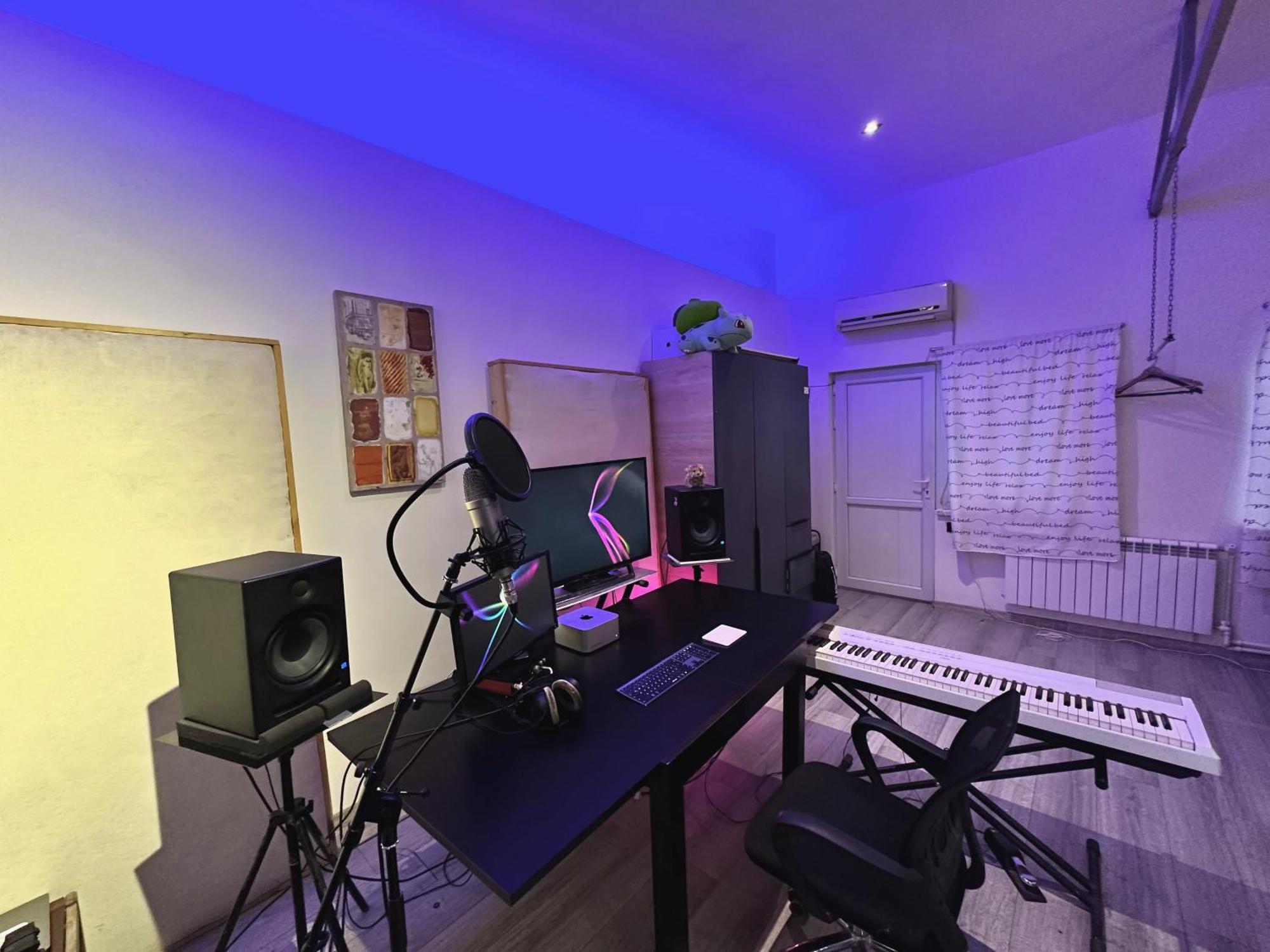 Cosy Studio With Beautiful Garden 예레반 외부 사진